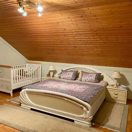 Schoene Im Gruenen شقة