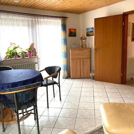 Schöne Im Grünen