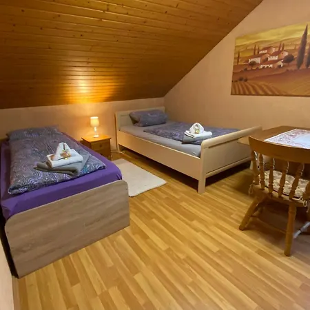 Schoene Im Gruenen شقة *